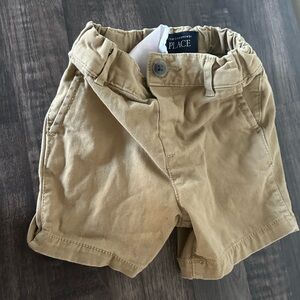 🌵3/$10🌵The children’s place boys khaki shorts 18-24 months